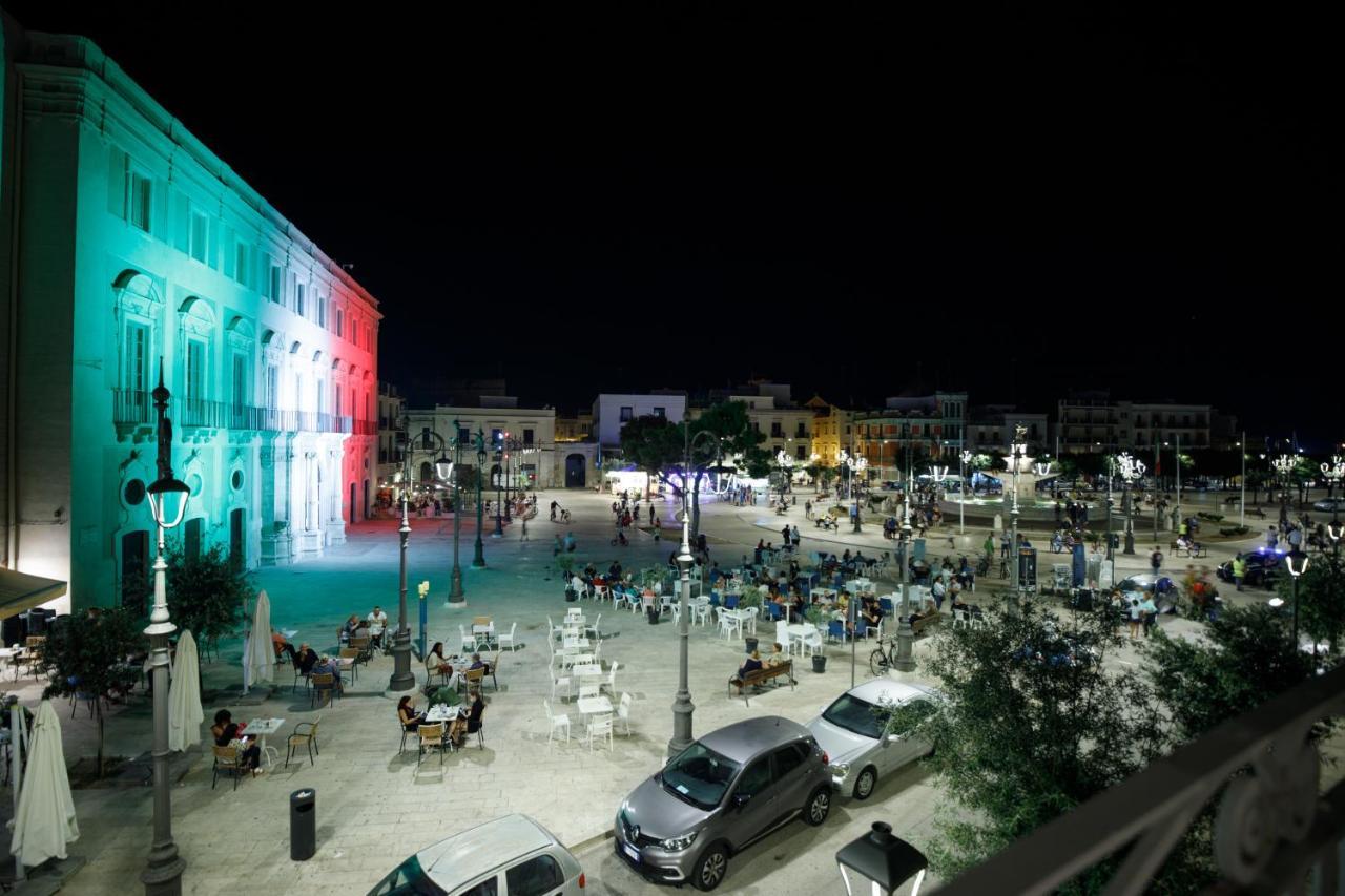 Palazzo Introna Mola di Bari Exterior foto