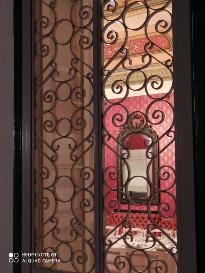 Palazzo Introna Mola di Bari Exterior foto